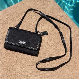 Coach New York Crossbody Wallet in Black